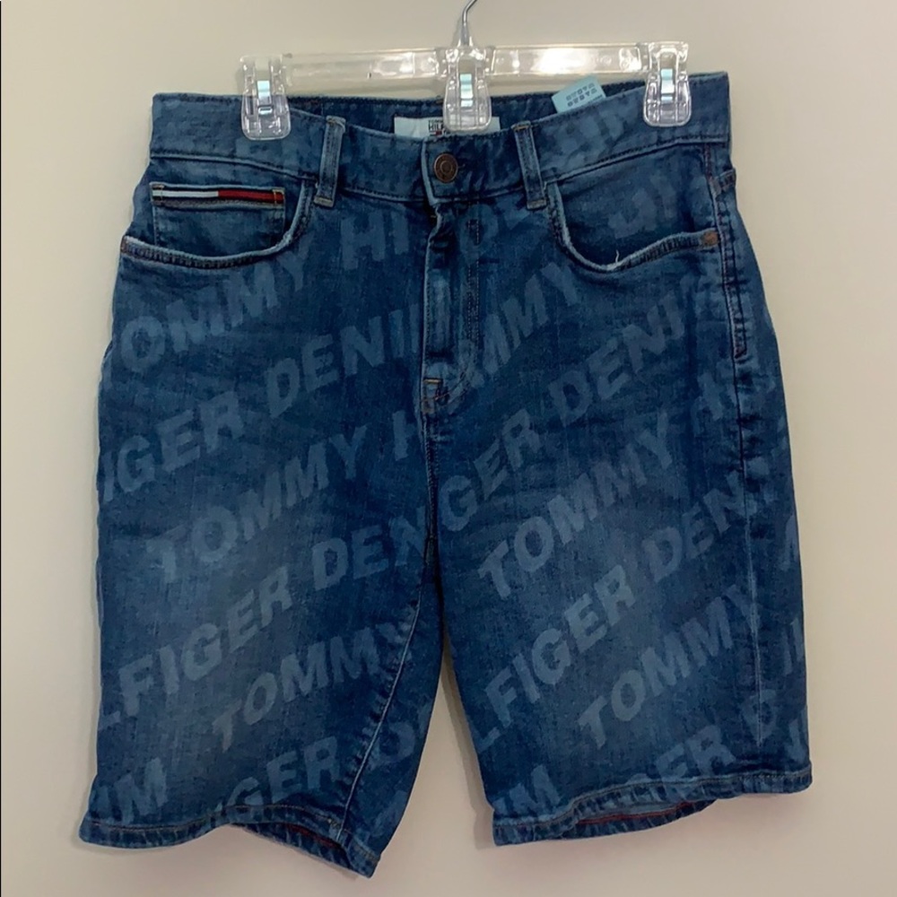 Tommy Hilfiger Logo Printed Shorts